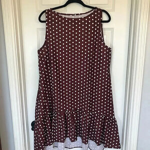 𝅺Brown and‎ white Poa dot shift dress with ruffle bottom size Large